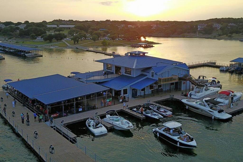 Cozy 3Br/2Bath Vacation House At Lake Travis Lago Vista エクステリア 写真